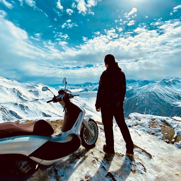 摩托自由工作室头像