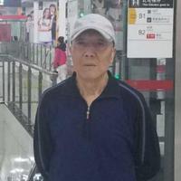 玉言9E0i头像