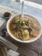 六鲜大碗皮肚面的个人资料头像