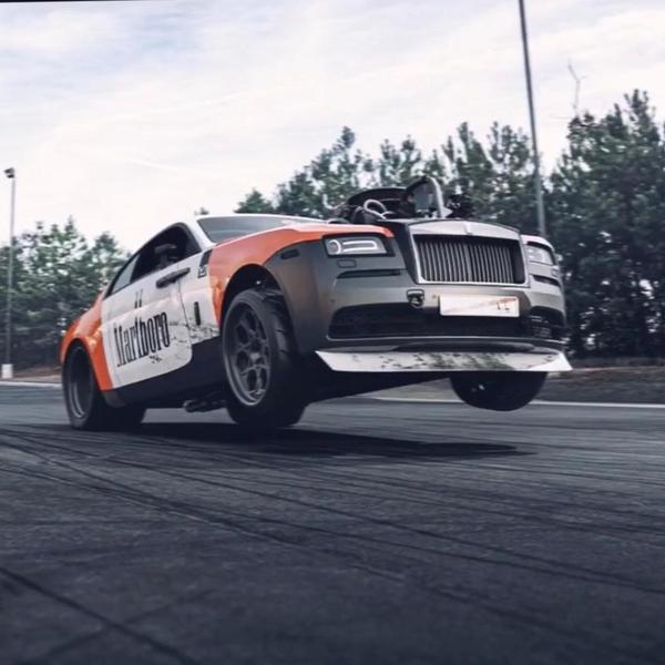 不会改灯的阿毛头像