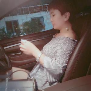 琳琳轻奢女装头像