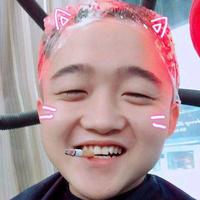 朝气蓬勃的神秘小猫0J头像