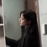 乌云mi布的个人资料头像