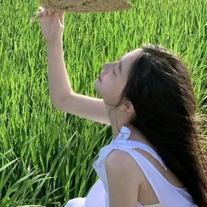 樱桃看世界头像