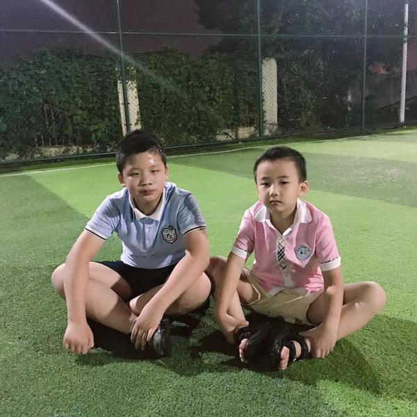 坏丫头杨阳头像