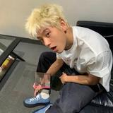 我好饿450头像