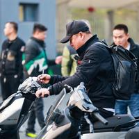 爱溜车的大魏头像