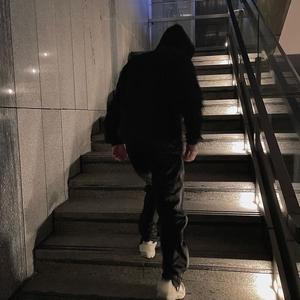 深圳香港何天头像