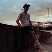 仇寒的个人资料头像