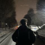粘牙破tei頭头像