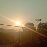 蓝天没白云235头像