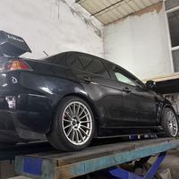 少少的小三菱头像