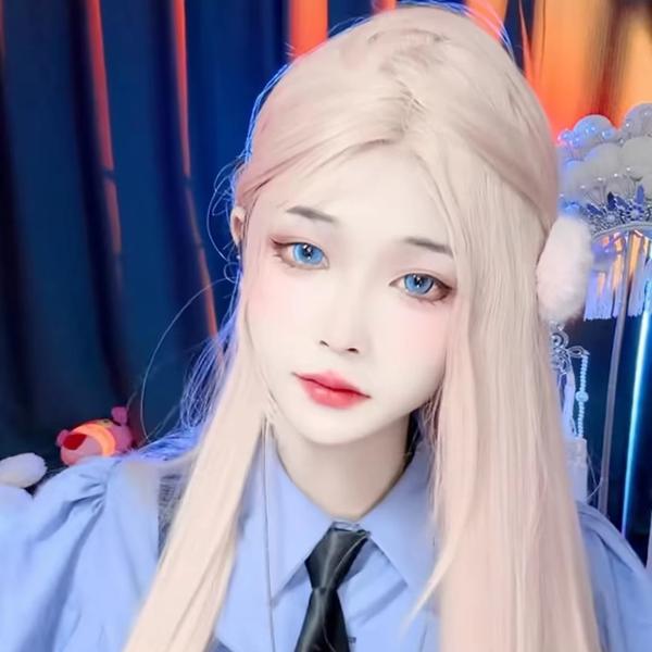 远远的甜妹头像