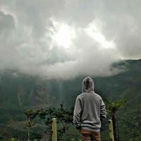 骑灰度的小菜鸡头像