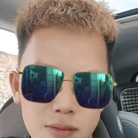 陈小弟677头像