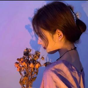 那个女孩👧头像
