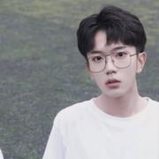 不翻的个人资料头像