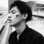 半醒丶的个人资料头像