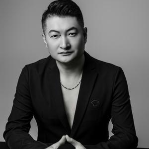 白江｜白小白头像