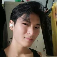 幸福考特尼0m9头像