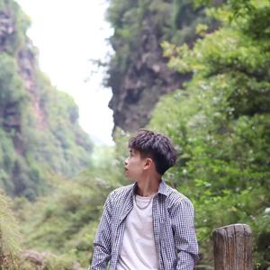爱生活的小听头像