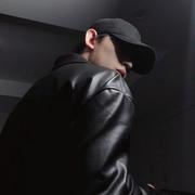 Lontano的个人资料头像