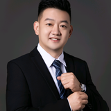 鹰城辉哥选房头像