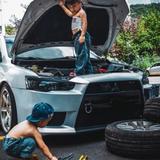 看看车车啊啊头像