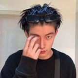 伢吞头像
