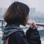 少年年少的个人资料头像