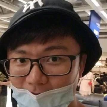 硕硕爱开车头像