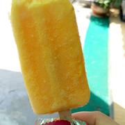 红鲤鱼与绿鲤鱼吃玉米的个人资料头像