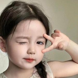 美女怎么会ᵉᵐᵒ头像