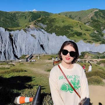 悠嘻猪嘟嘟头像