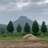 大气云朵EJ头像