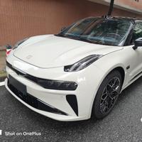 打肿的面包头像