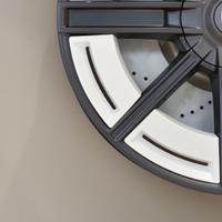 四分之一轮胎头像