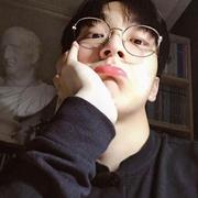 嗷呜呜呜呜的个人资料头像