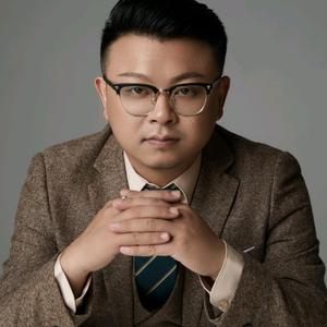 钢琴师陈叔头像