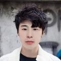 李踮长头像