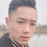 天上一坨翔头像