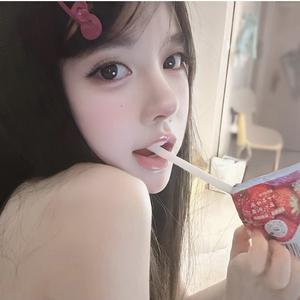 知欧周头像