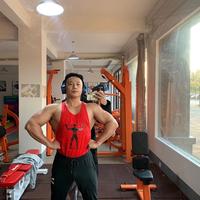 行动力健身私教俊浩健身器材商行头像