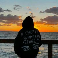 热情的远山IHh头像