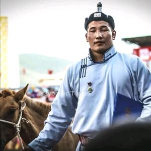 Айзам头像