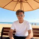 阿鹏聊聊车头像