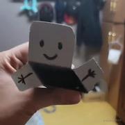 610单推人的个人资料头像