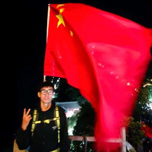 伟强同学dwq头像