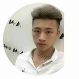 年轻的酷狗车主头像