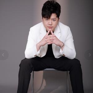 黑狗兄大舞台（8月10日千人歌友大会）头像